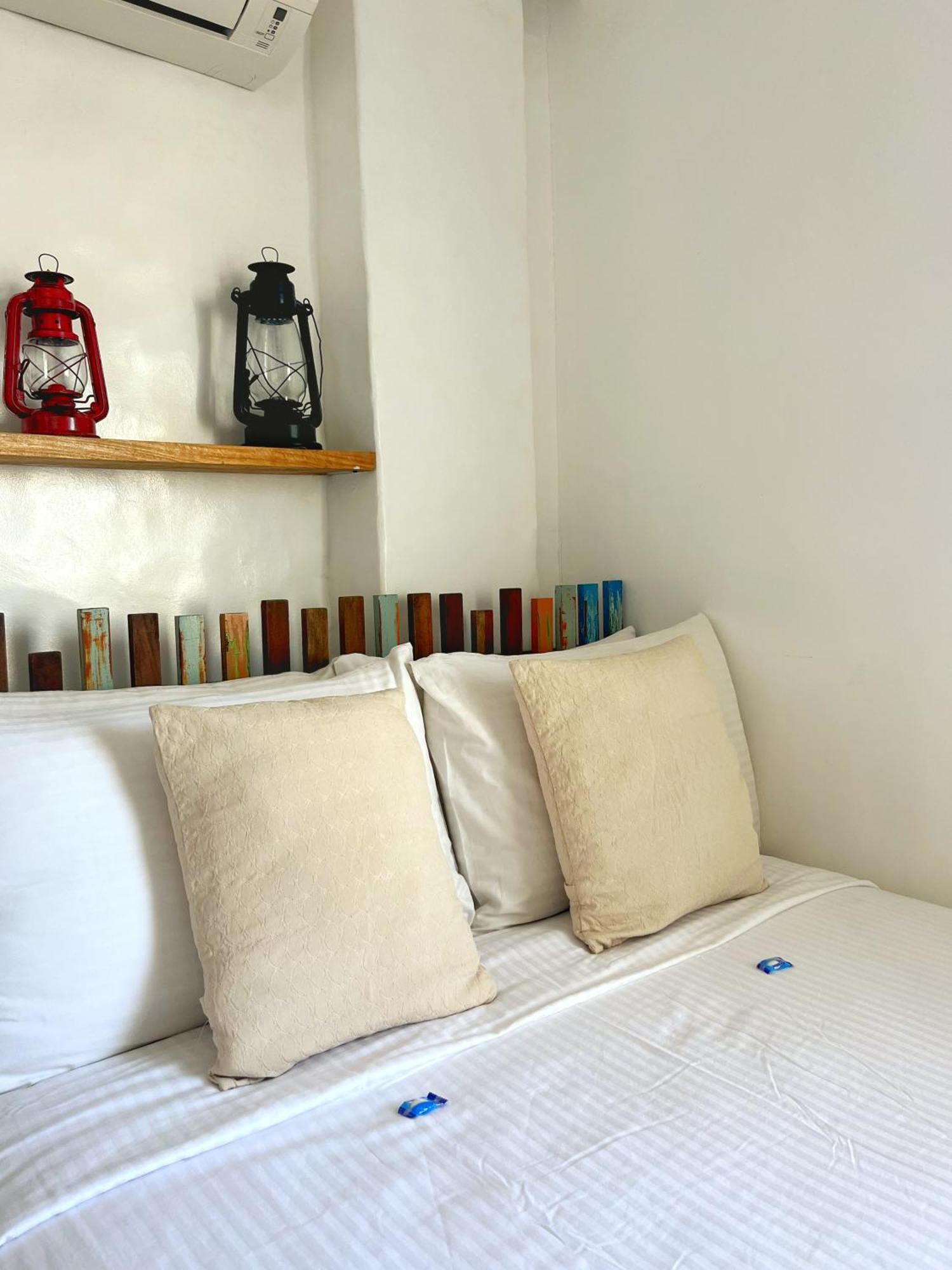 Lugar Bonito Hotel Balabag  Kültér fotó