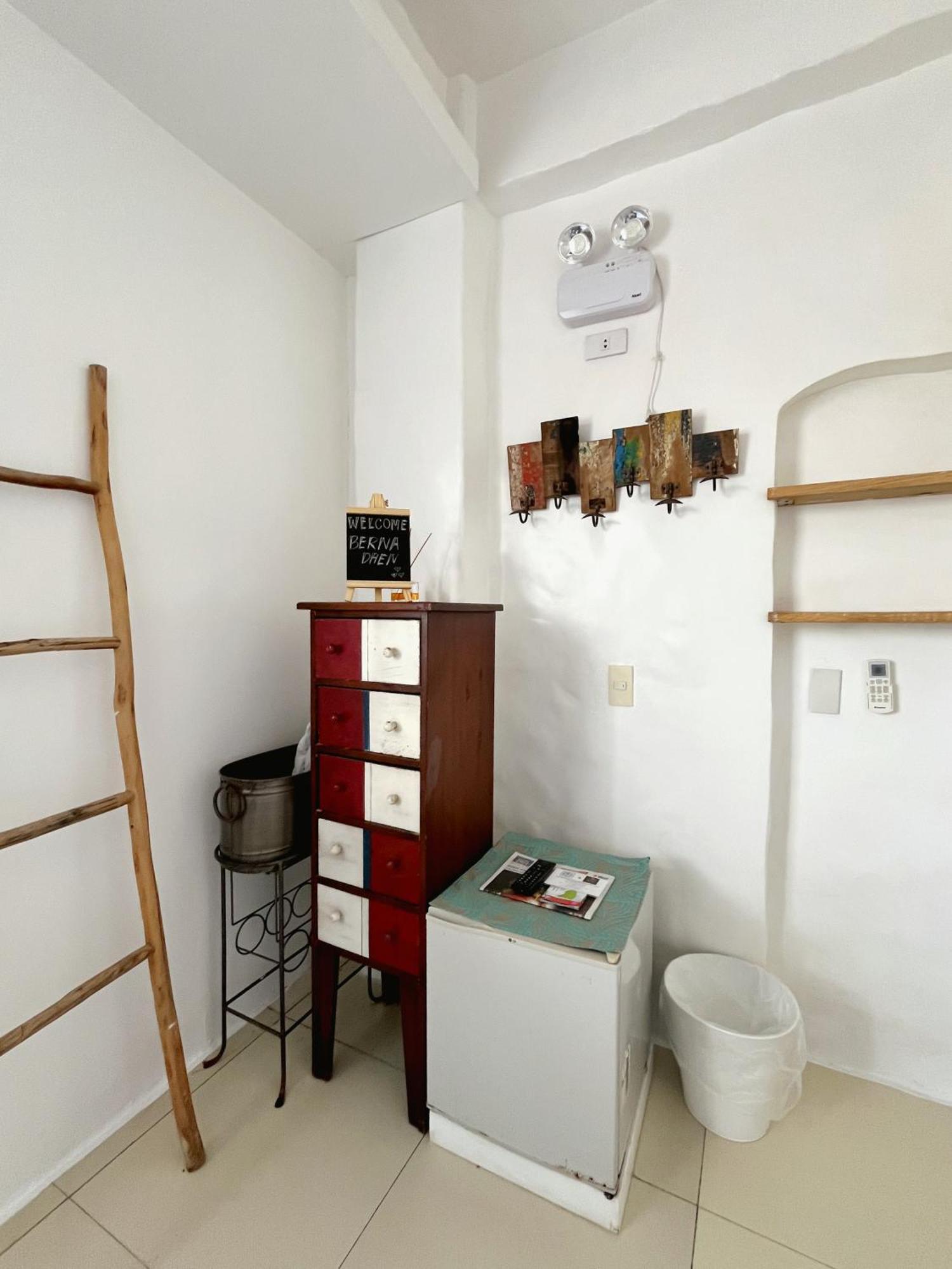 Lugar Bonito Hotel Balabag  Kültér fotó
