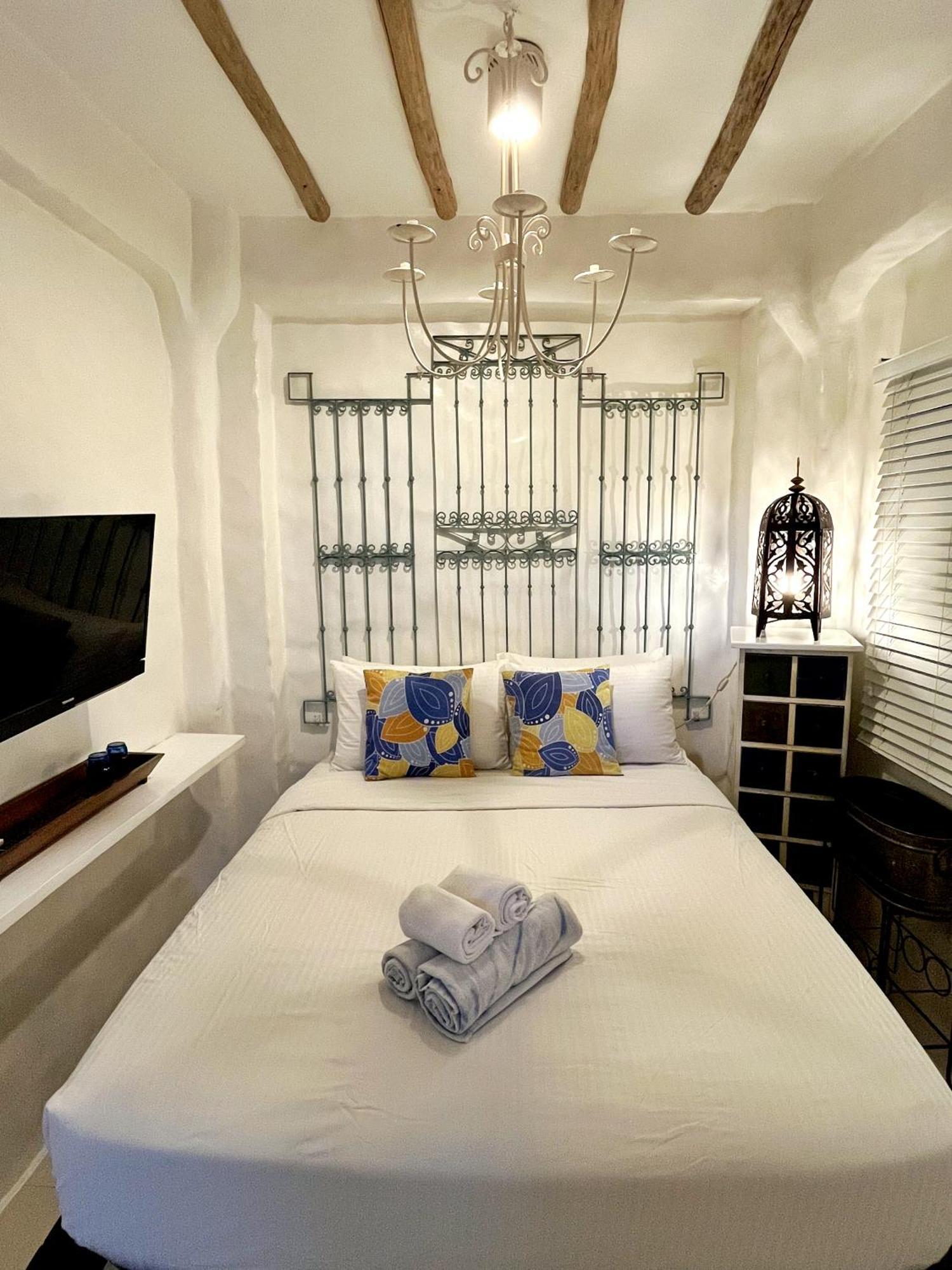 Lugar Bonito Hotel Balabag  Kültér fotó