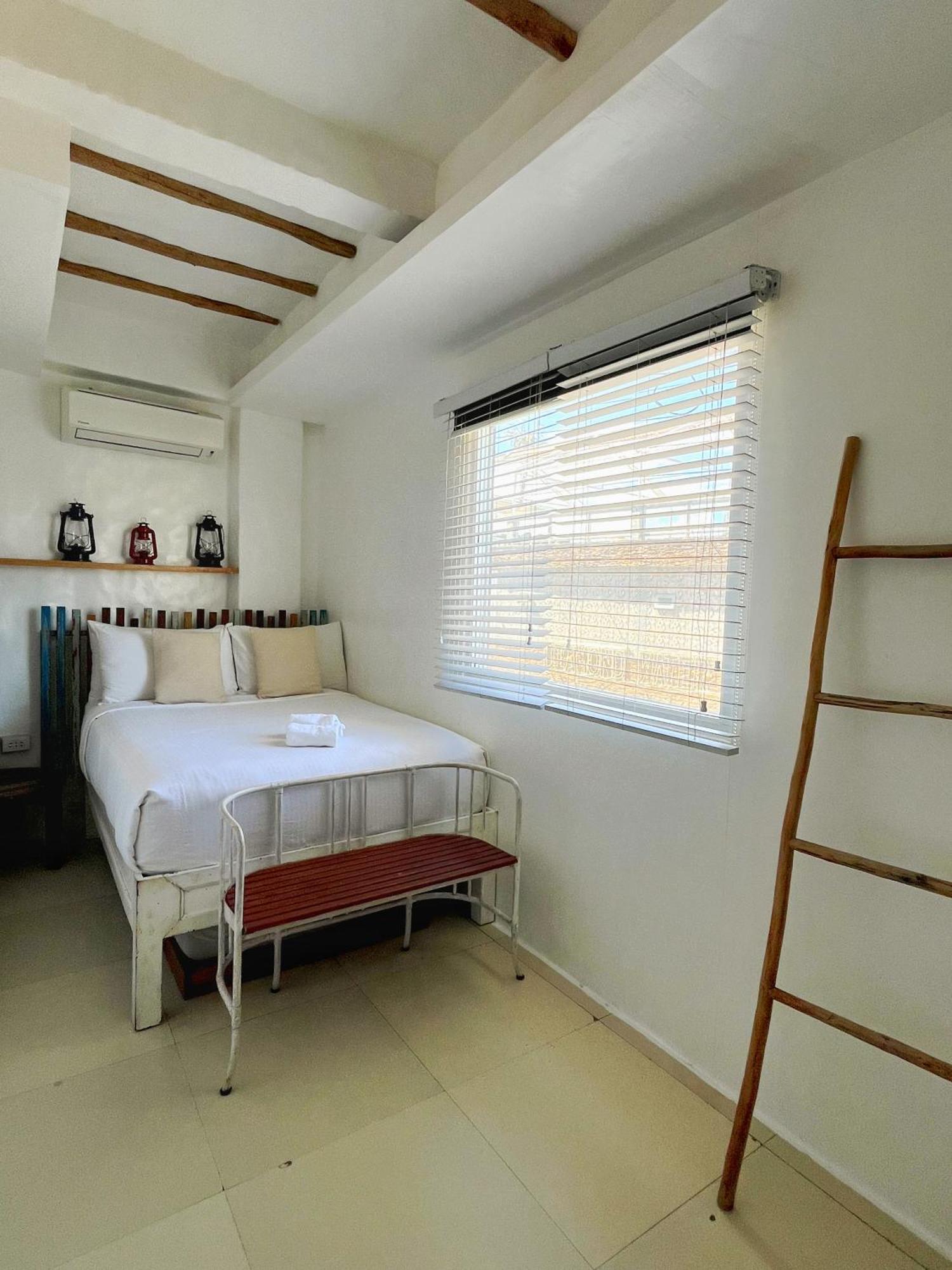 Lugar Bonito Hotel Balabag  Kültér fotó