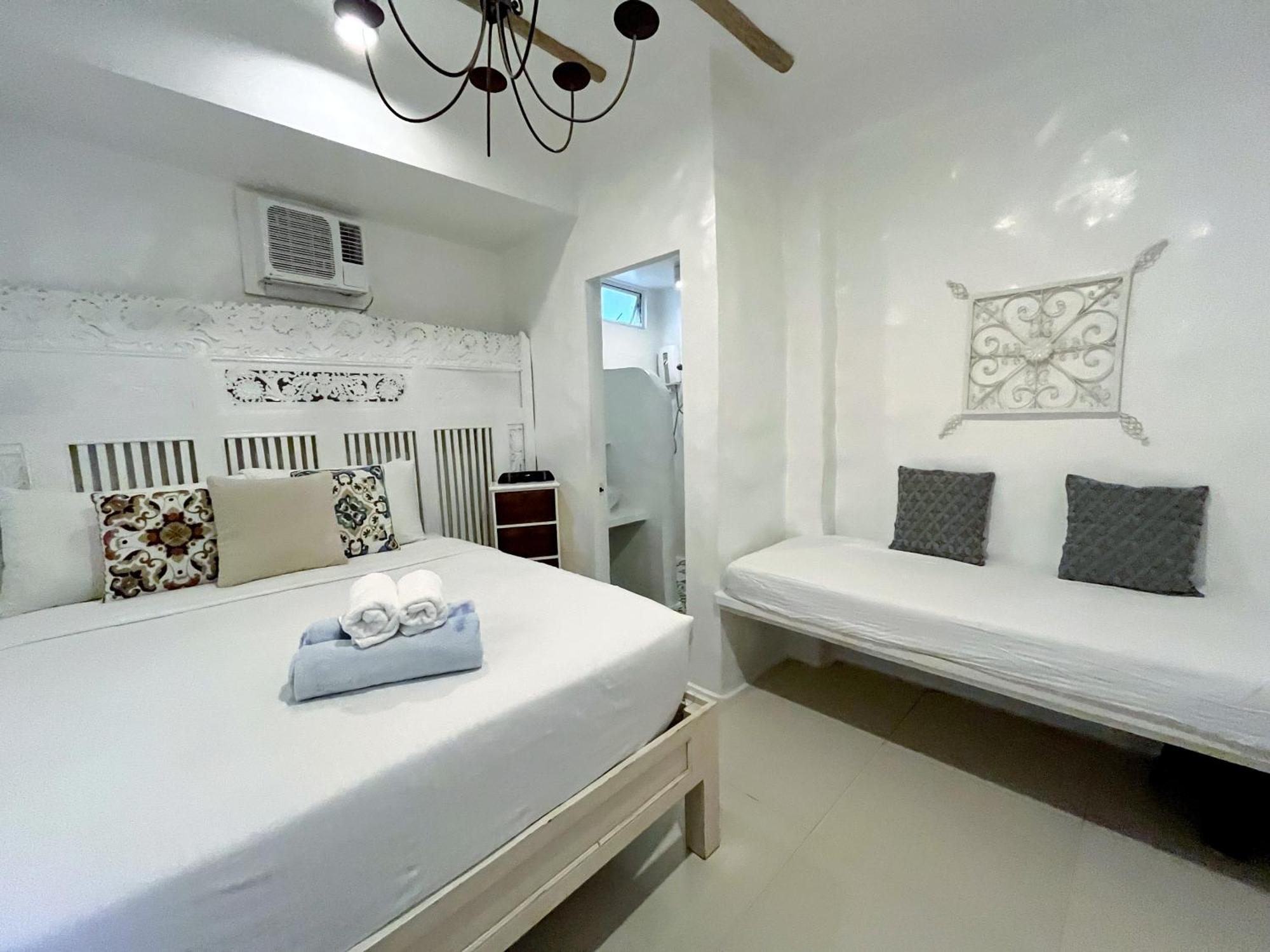 Lugar Bonito Hotel Balabag  Kültér fotó