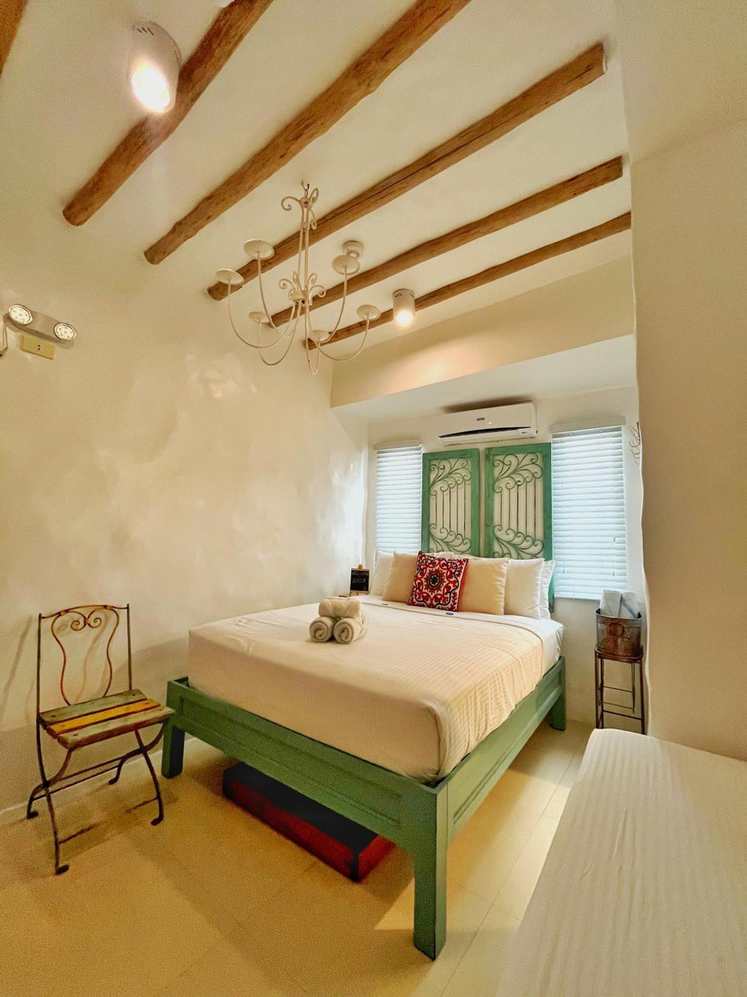 Lugar Bonito Hotel Balabag  Kültér fotó