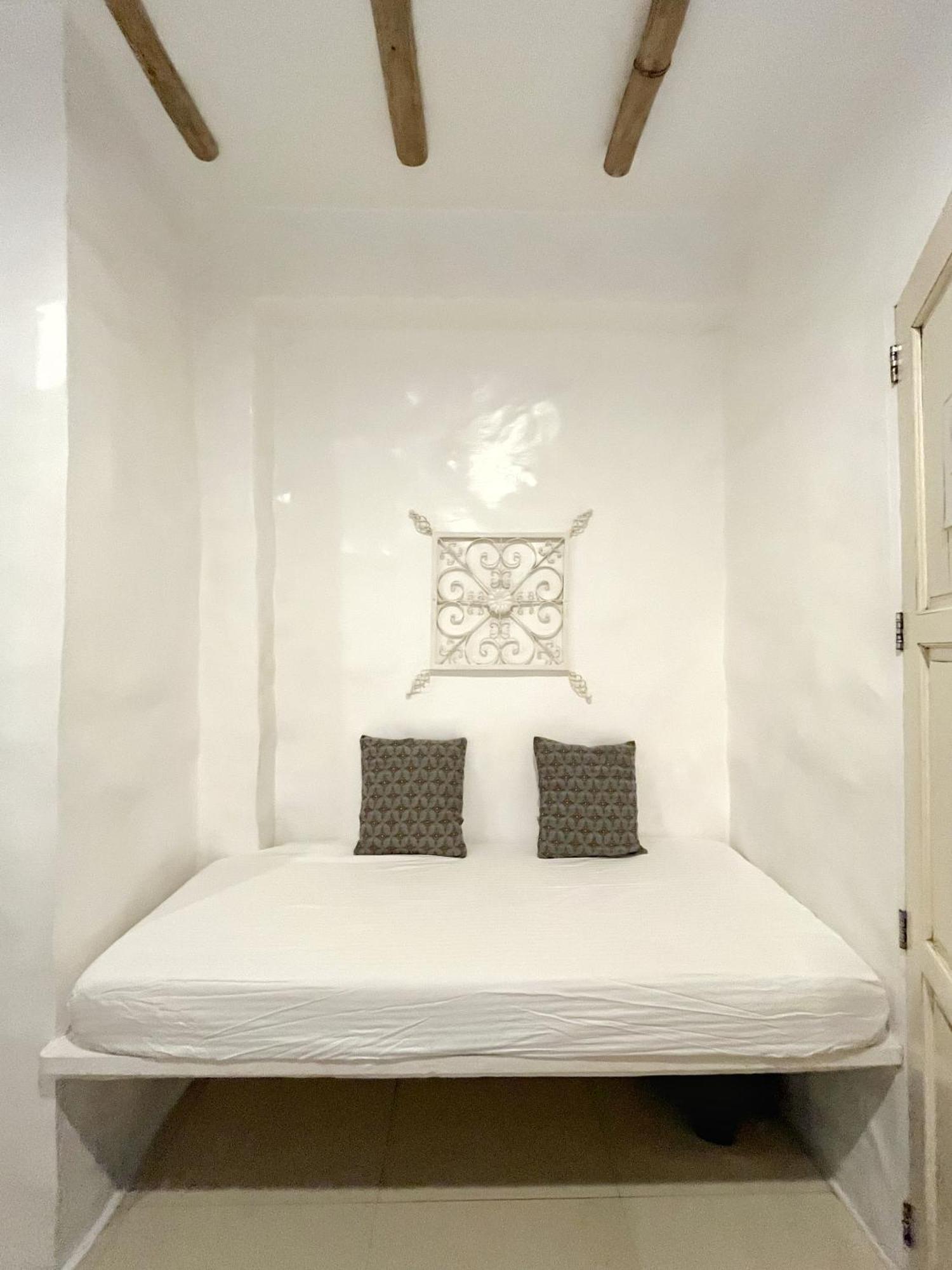Lugar Bonito Hotel Balabag  Kültér fotó