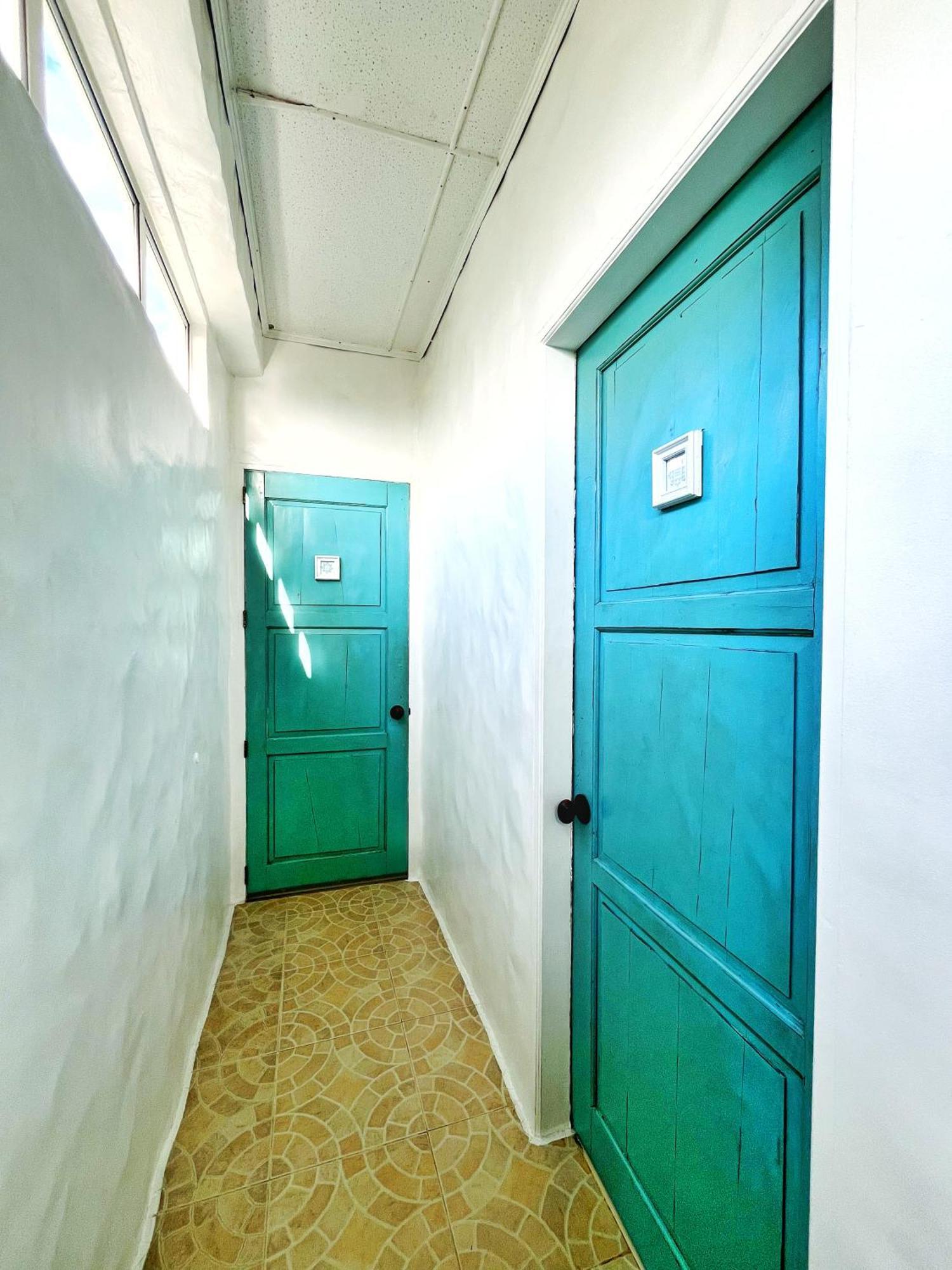 Lugar Bonito Hotel Balabag  Kültér fotó
